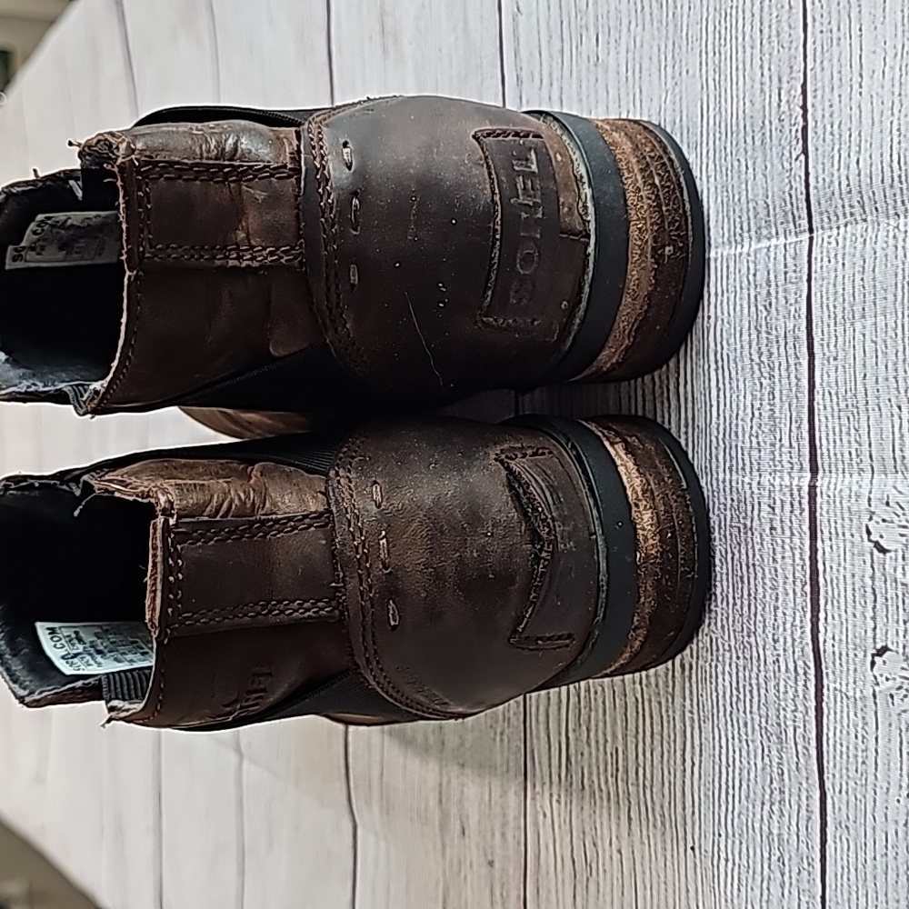 EUC Sorel 6.5 brown booties - Picture 3 of 11